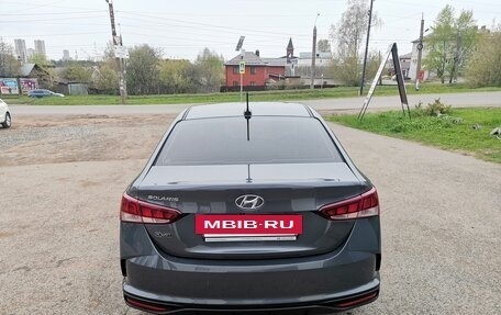 Hyundai Solaris II рестайлинг, 2021 год, 2 050 000 рублей, 5 фотография