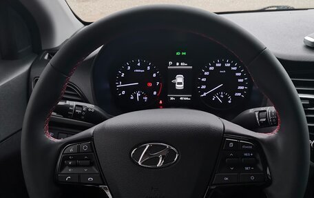 Hyundai Solaris II рестайлинг, 2021 год, 2 050 000 рублей, 22 фотография