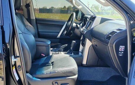 Toyota Land Cruiser Prado 150 рестайлинг 2, 2010 год, 2 630 000 рублей, 4 фотография