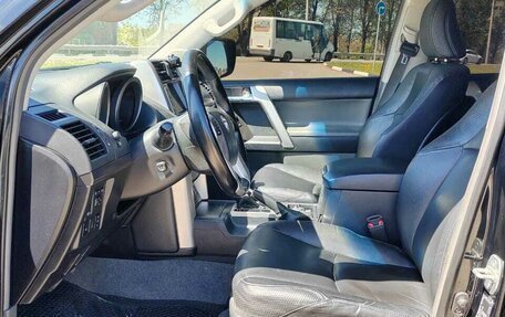 Toyota Land Cruiser Prado 150 рестайлинг 2, 2010 год, 2 630 000 рублей, 16 фотография