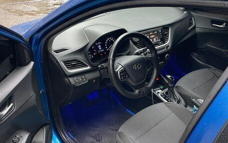 Hyundai Solaris II рестайлинг, 2018 год, 950 000 рублей, 6 фотография
