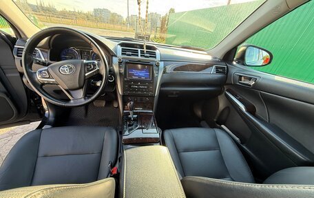 Toyota Camry, 2015 год, 2 350 000 рублей, 3 фотография
