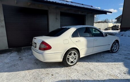 Mercedes-Benz E-Класс, 2003 год, 1 100 000 рублей, 11 фотография