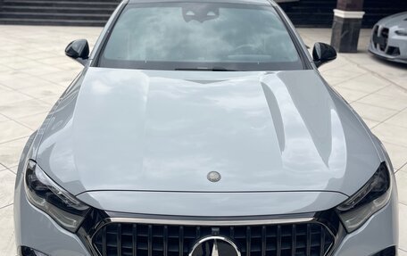 Mercedes-Benz E-Класс AMG, 2025 год, 19 500 000 рублей, 4 фотография