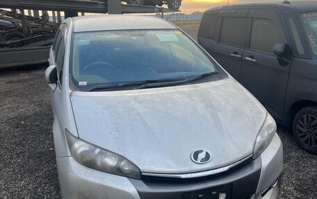 Toyota Wish II, 2012 год, 1 790 000 рублей, 24 фотография
