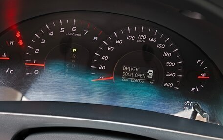 Toyota Camry, 2008 год, 1 350 000 рублей, 8 фотография