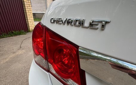 Chevrolet Cruze II, 2011 год, 670 000 рублей, 10 фотография