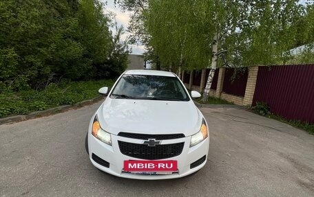 Chevrolet Cruze II, 2011 год, 670 000 рублей, 2 фотография