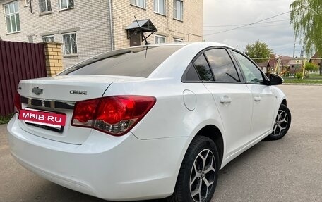 Chevrolet Cruze II, 2011 год, 670 000 рублей, 15 фотография