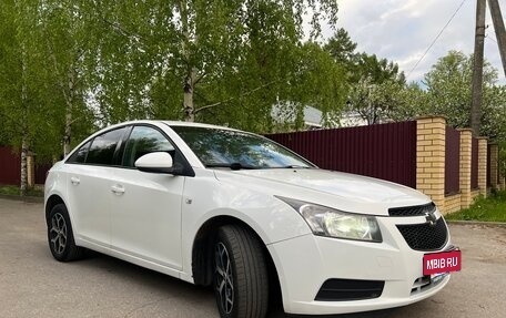 Chevrolet Cruze II, 2011 год, 670 000 рублей, 19 фотография