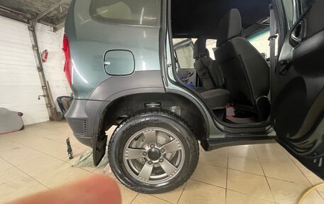 Chevrolet Niva I рестайлинг, 2019 год, 870 000 рублей, 5 фотография