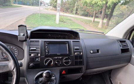 Volkswagen Transporter T5 рестайлинг, 2008 год, 1 200 000 рублей, 10 фотография