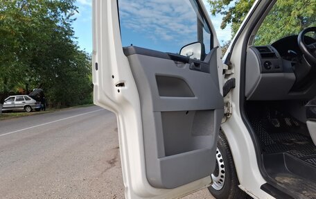 Volkswagen Transporter T5 рестайлинг, 2008 год, 1 200 000 рублей, 9 фотография