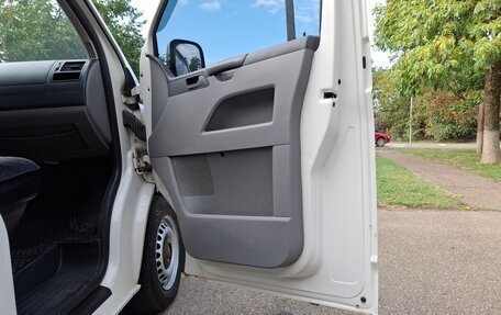 Volkswagen Transporter T5 рестайлинг, 2008 год, 1 200 000 рублей, 11 фотография