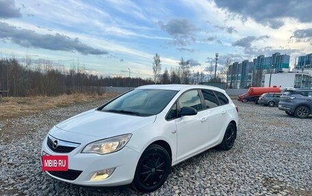 Opel Astra J, 2012 год, 600 000 рублей, 2 фотография