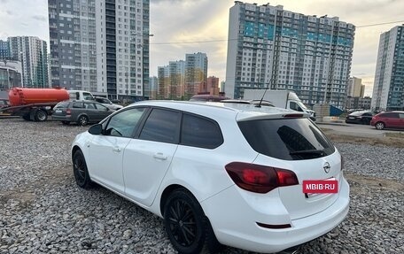 Opel Astra J, 2012 год, 600 000 рублей, 5 фотография
