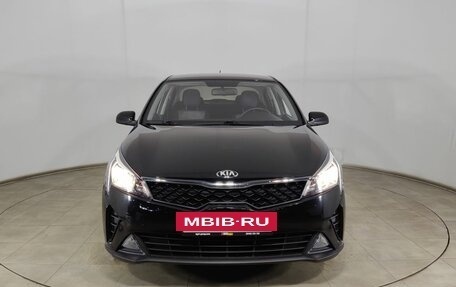 KIA Rio IV, 2021 год, 1 750 000 рублей, 2 фотография