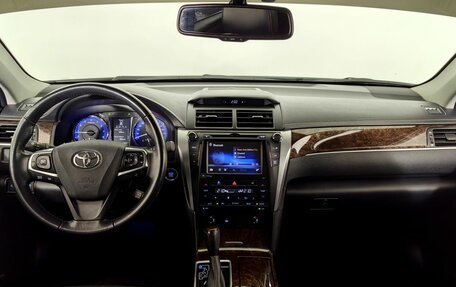 Toyota Camry, 2018 год, 2 611 000 рублей, 10 фотография