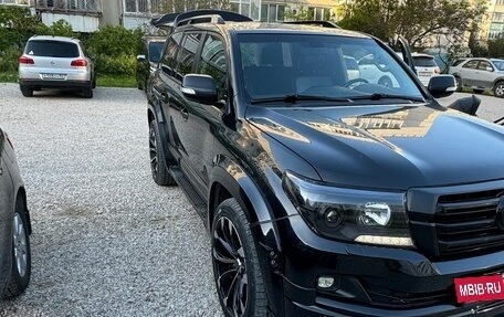 Toyota Land Cruiser 200, 2013 год, 4 000 000 рублей, 2 фотография