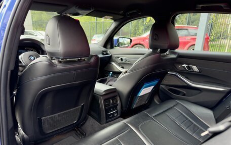 BMW 3 серия, 2019 год, 4 200 000 рублей, 10 фотография