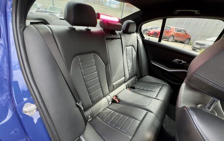 BMW 3 серия, 2019 год, 4 200 000 рублей, 13 фотография