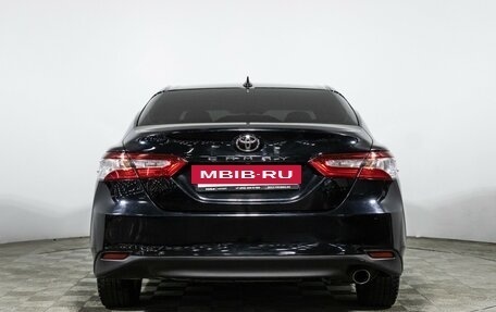 Toyota Camry, 2019 год, 2 439 700 рублей, 6 фотография