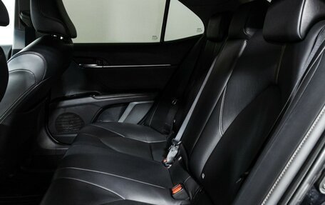Toyota Camry, 2019 год, 2 439 700 рублей, 10 фотография