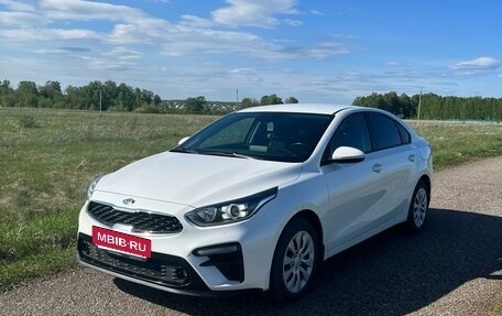 KIA Cerato IV, 2019 год, 1 650 000 рублей, 3 фотография