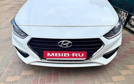 Hyundai Solaris II рестайлинг, 2019 год, 1 390 000 рублей, 5 фотография