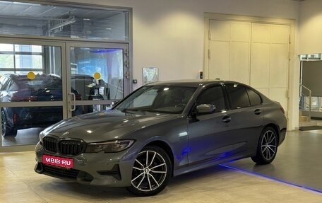 BMW 3 серия, 2021 год, 3 384 000 рублей, 1 фотография