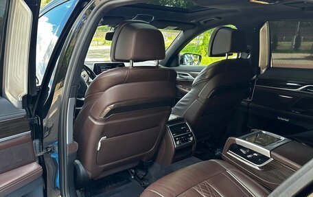 BMW 7 серия, 2017 год, 3 300 000 рублей, 25 фотография