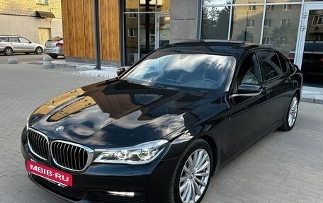 BMW 7 серия, 2017 год, 3 300 000 рублей, 6 фотография