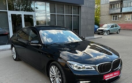 BMW 7 серия, 2017 год, 3 300 000 рублей, 9 фотография