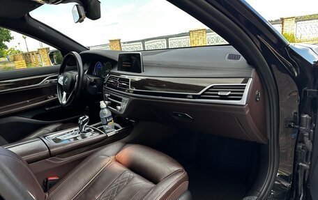 BMW 7 серия, 2017 год, 3 300 000 рублей, 30 фотография
