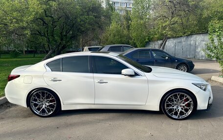 Infiniti Q50 I рестайлинг, 2015 год, 1 800 000 рублей, 3 фотография