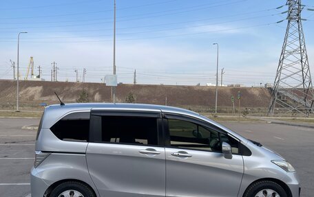 Honda Freed I, 2014 год, 1 255 000 рублей, 5 фотография