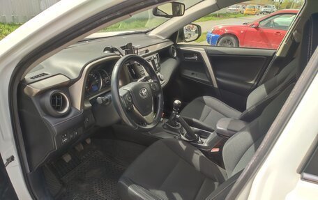 Toyota RAV4, 2013 год, 2 000 000 рублей, 10 фотография
