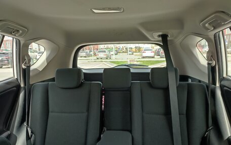 Toyota RAV4, 2013 год, 2 000 000 рублей, 14 фотография