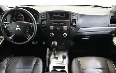 Mitsubishi Pajero IV, 2012 год, 1 699 000 рублей, 7 фотография