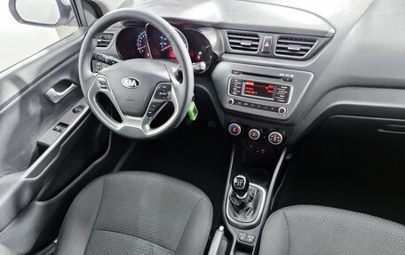KIA Rio III рестайлинг, 2017 год, 845 000 рублей, 18 фотография