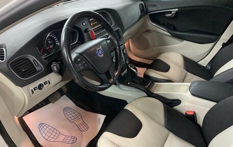 Volvo V40 Cross Country I, 2014 год, 1 199 000 рублей, 10 фотография
