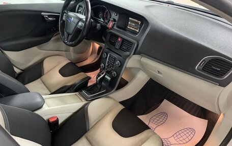 Volvo V40 Cross Country I, 2014 год, 1 199 000 рублей, 12 фотография
