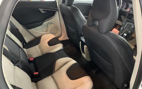 Volvo V40 Cross Country I, 2014 год, 1 199 000 рублей, 18 фотография