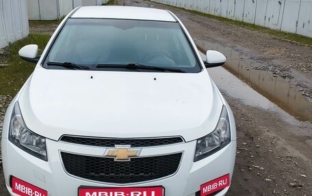 Chevrolet Cruze II, 2012 год, 594 000 рублей, 3 фотография