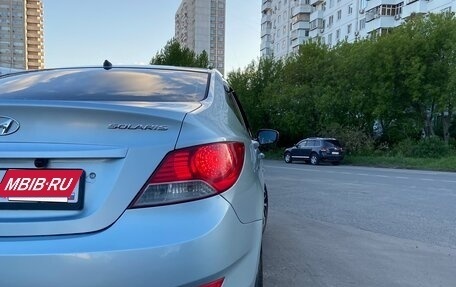 Hyundai Solaris II рестайлинг, 2011 год, 800 000 рублей, 4 фотография