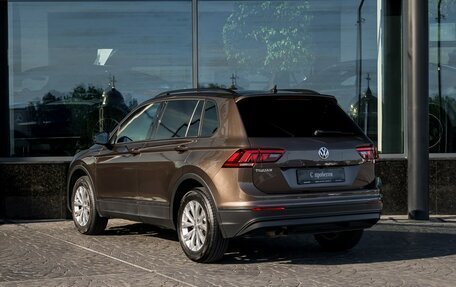 Volkswagen Tiguan II, 2019 год, 2 199 000 рублей, 8 фотография