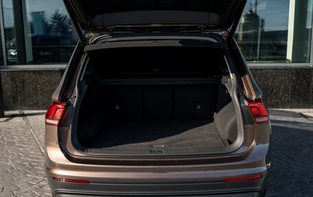 Volkswagen Tiguan II, 2019 год, 2 199 000 рублей, 25 фотография