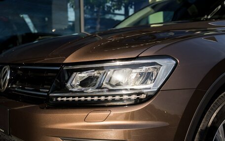 Volkswagen Tiguan II, 2019 год, 2 199 000 рублей, 27 фотография