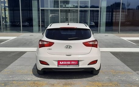 Hyundai i30 II рестайлинг, 2013 год, 850 000 рублей, 7 фотография