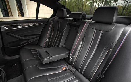 BMW 5 серия, 2019 год, 5 250 000 рублей, 15 фотография